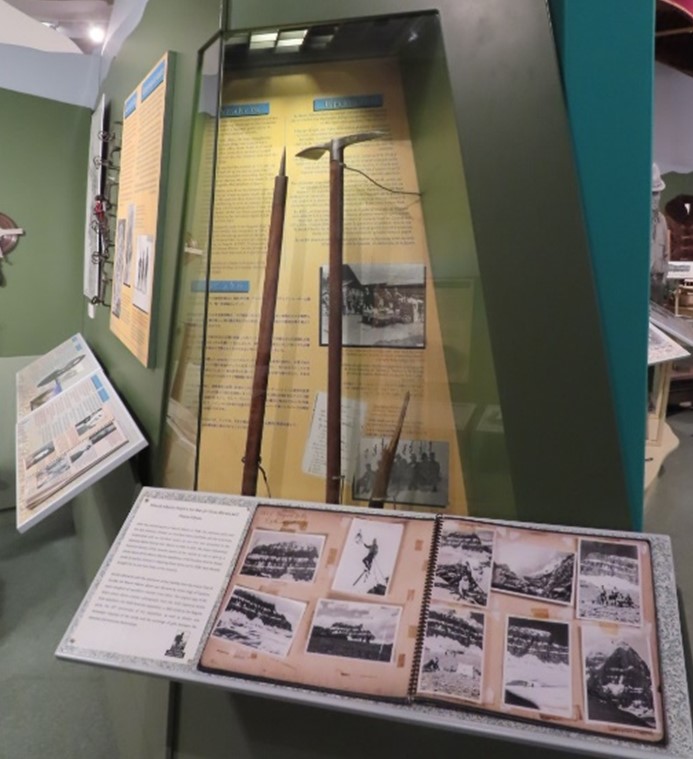 Display at the Jasper Yellowhead Museum
