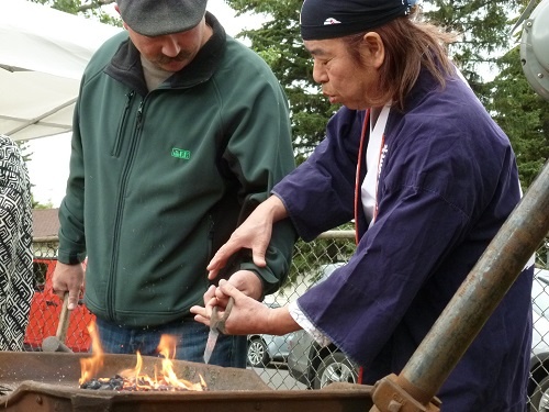 Several volunteers from the audience were able to get a special hands-on demonstration